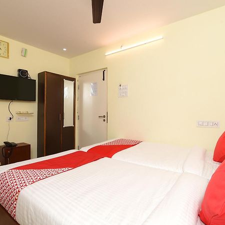 Blossom Suites Bangalore Exterior foto