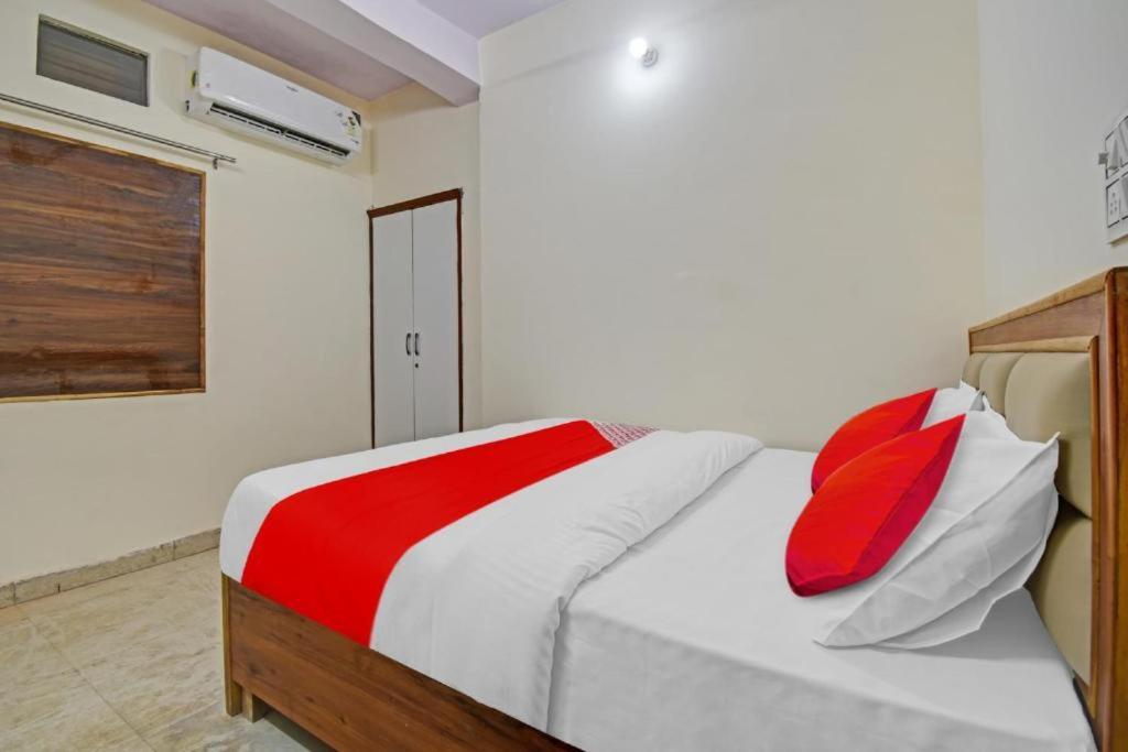 Blossom Suites Bangalore Exterior foto