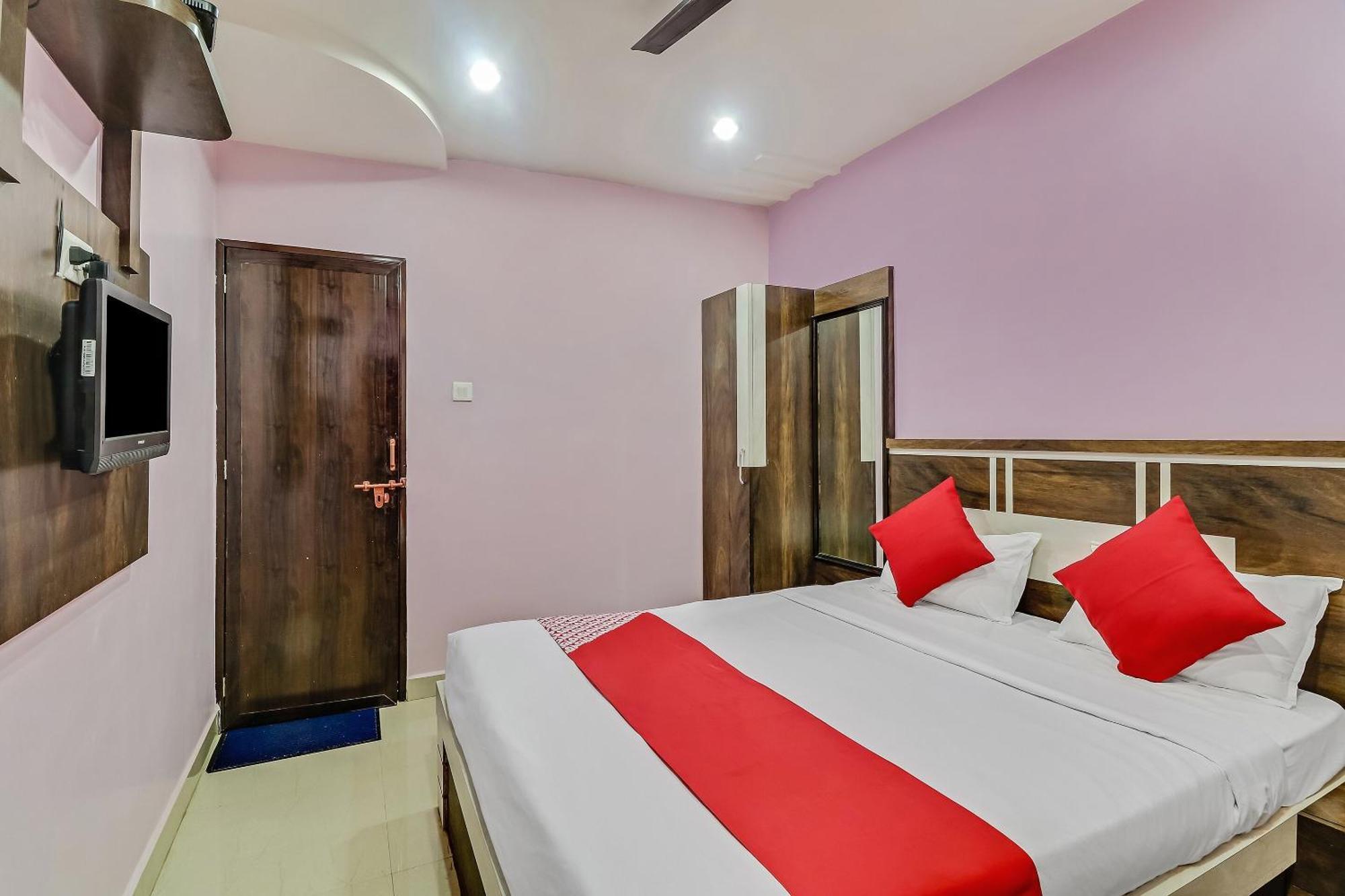 Blossom Suites Bangalore Exterior foto